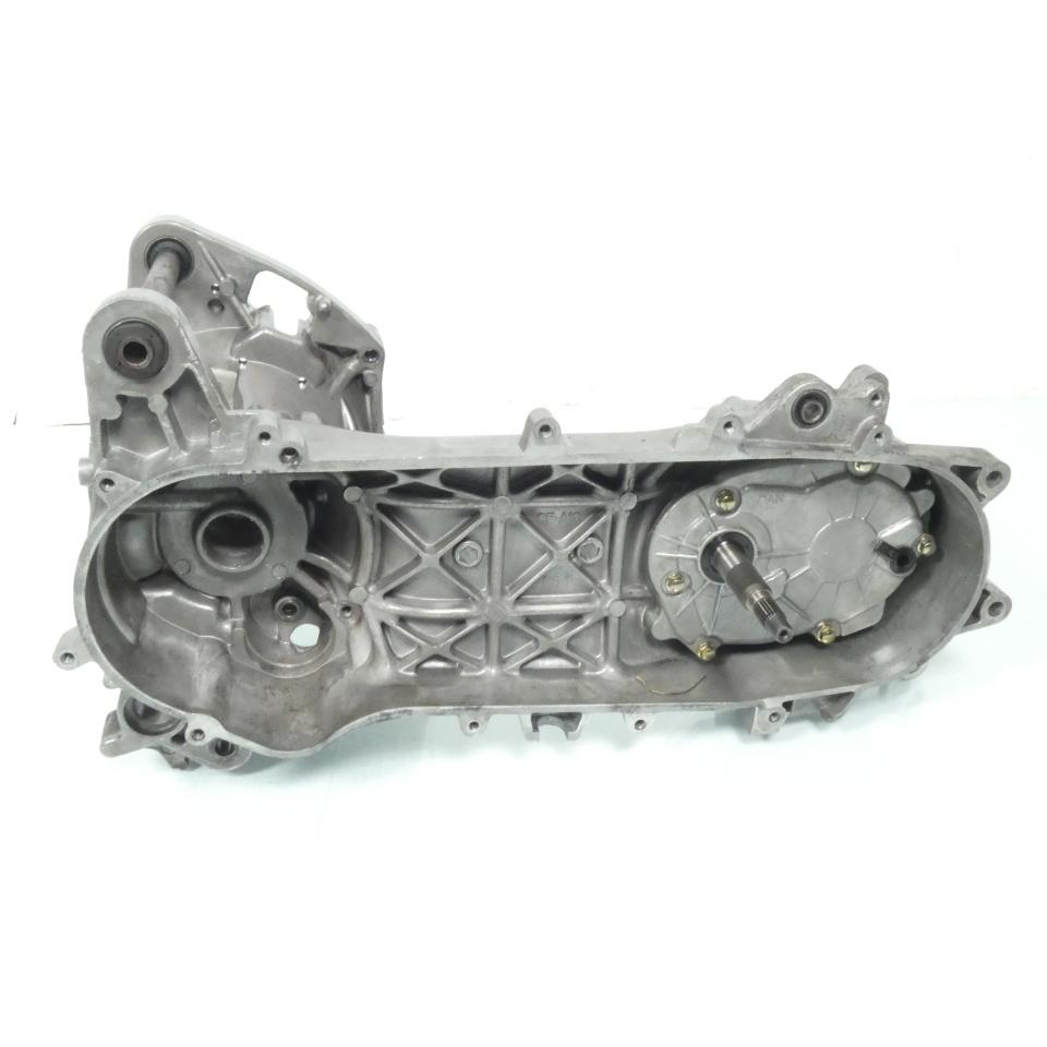 Carter moteur origine pour scooter Peugeot 50 STREETZONE 2T 2014-2017 B1E40QMB-C