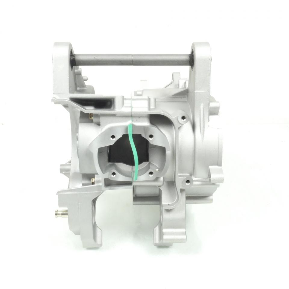 Paire Carter moteur D&G pour scooter Peugeot 50 Citystar 803121 NS-1 QF-A19 Neuf