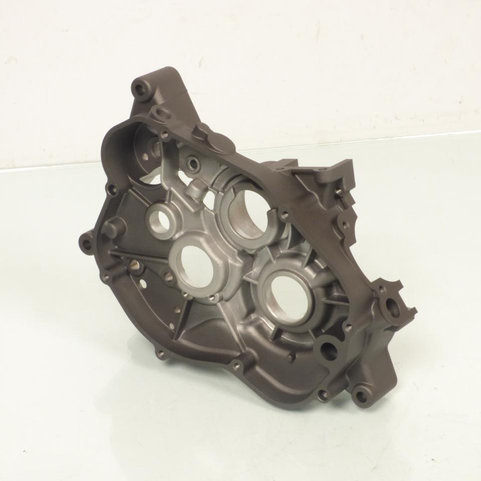 Carter moteur droit pour moto CPI 50 SM 3304738 / JX-30-02 Neuf