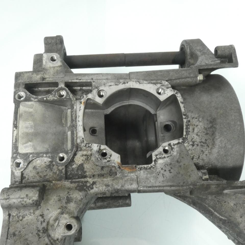 Paire de carter moteur origine scooter Peugeot 50 Squab 1996 à 1997 Occasion