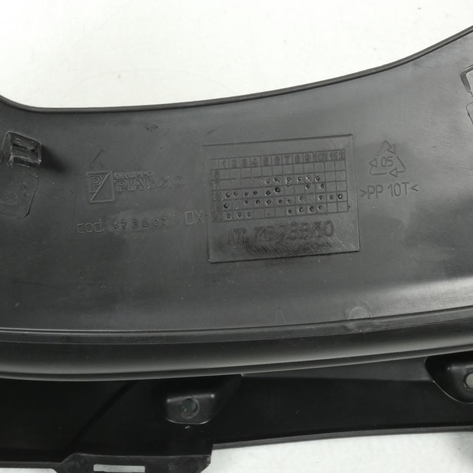Marche pied droit pour scooter Piaggio 125 Beverly 4T 673207000C 7898850 Neuf