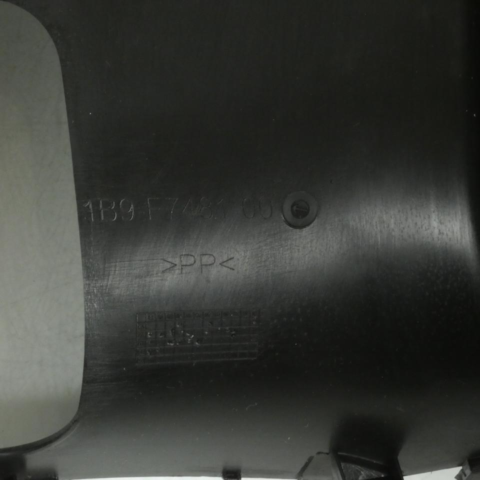 Marche pied pour scooter Yamaha 125 Xmax 2006 à 2009 1B9-F7481-00 noir Neuf