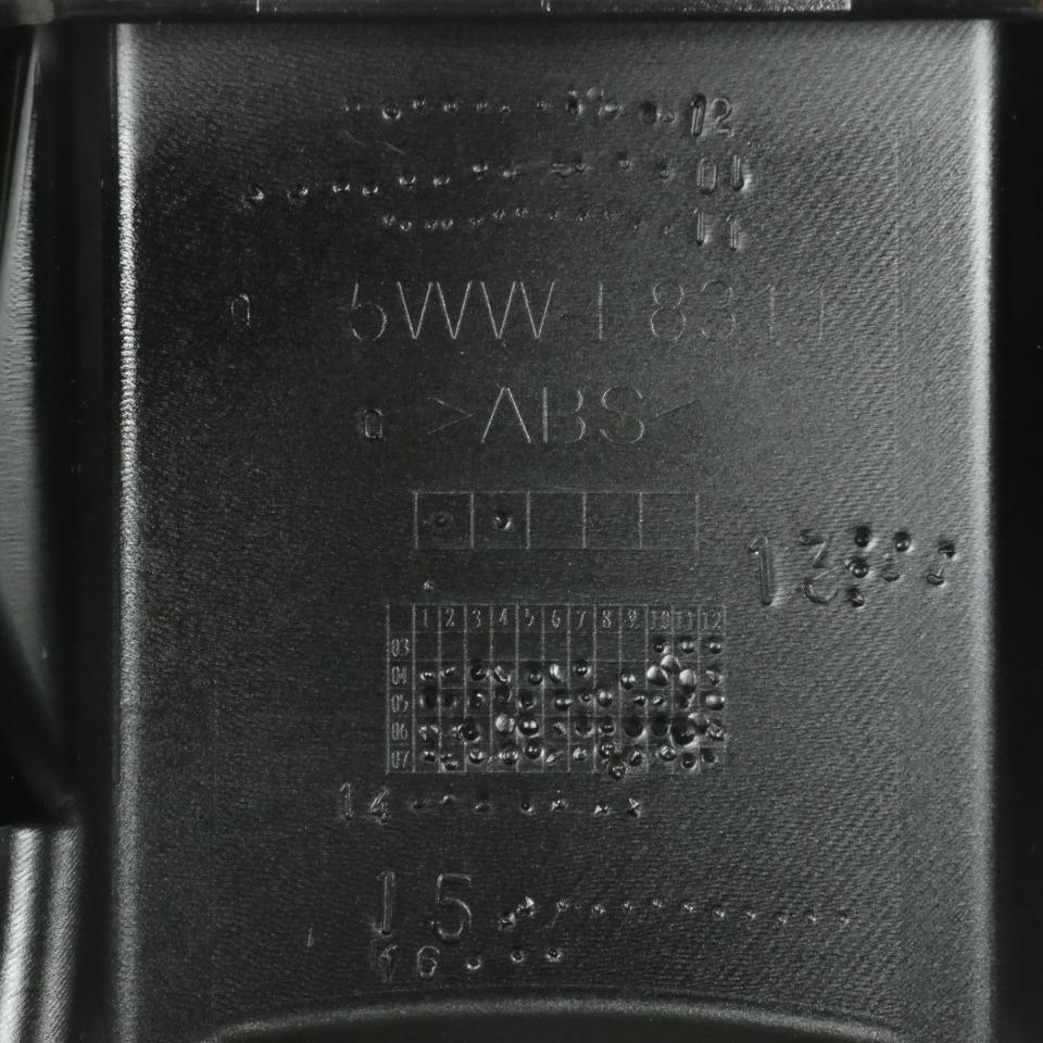 Tablier AR pour scooter Yamaha 50 BWS 2004-2017 5WW-F8311-01-PS Noir brillant