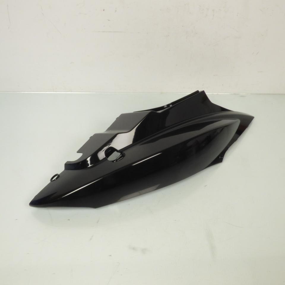 Coque arrière droite pour scooter Kymco 125 Agility 2004 à 2020 noir brillant