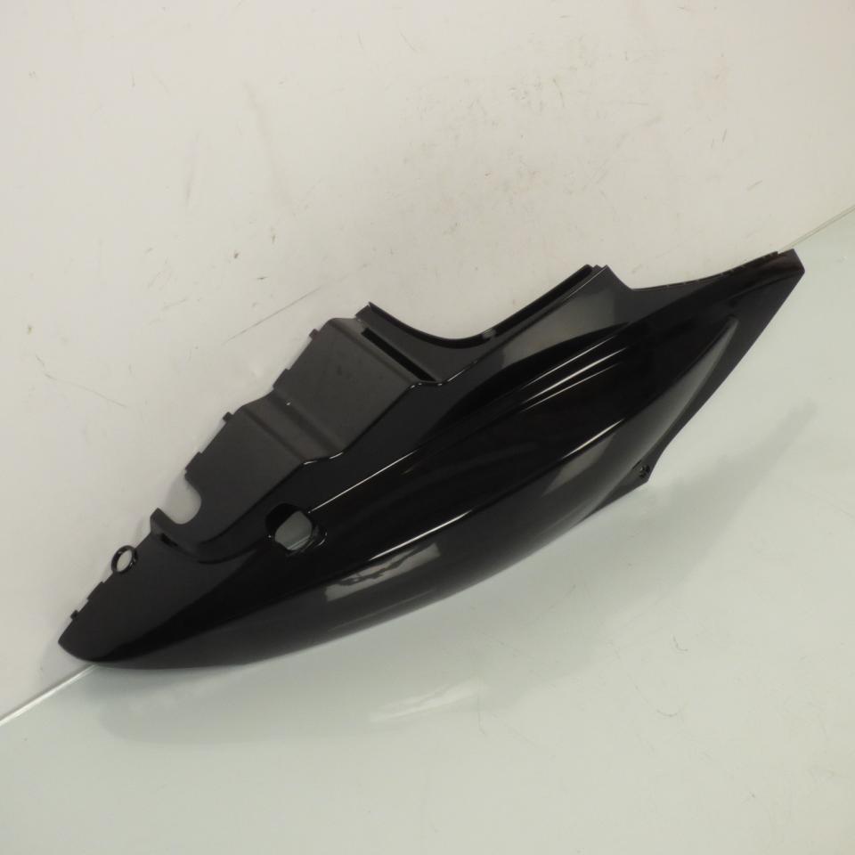 Coque arrière droite pour scooter Kymco 125 Agility 2004 à 2020 noir brillant