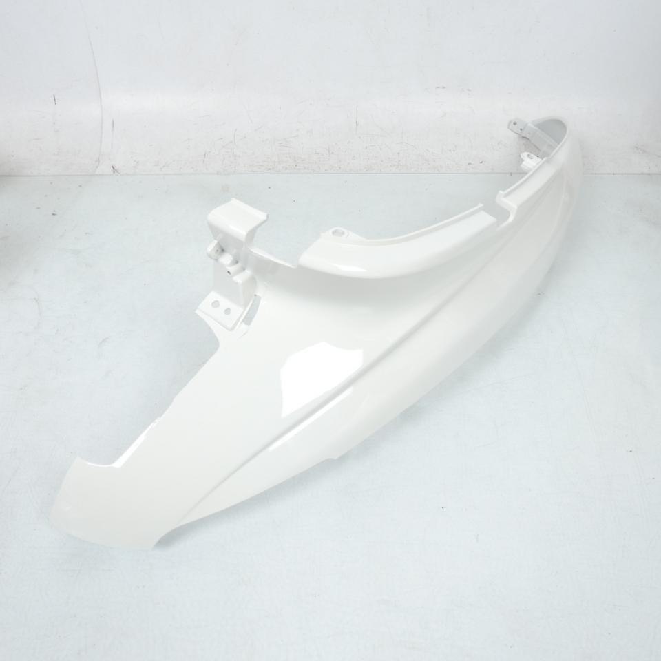 Coque arrière droite supérieure pour scooter Peugeot 50 Django 787079F8 Blanc