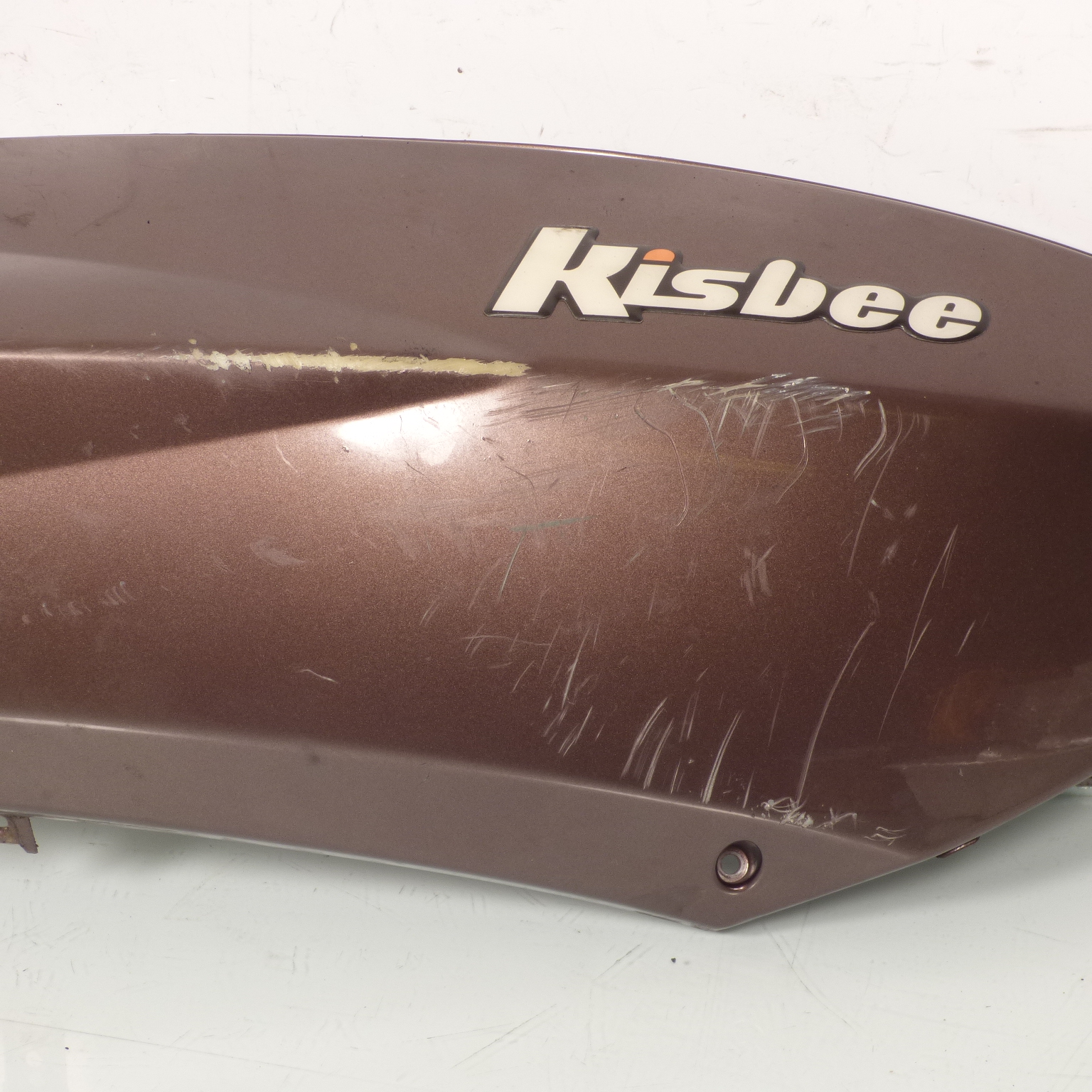 Coque arrière droite origine pour scooter Peugeot 50 Kisbee 2011-2017 2000634300