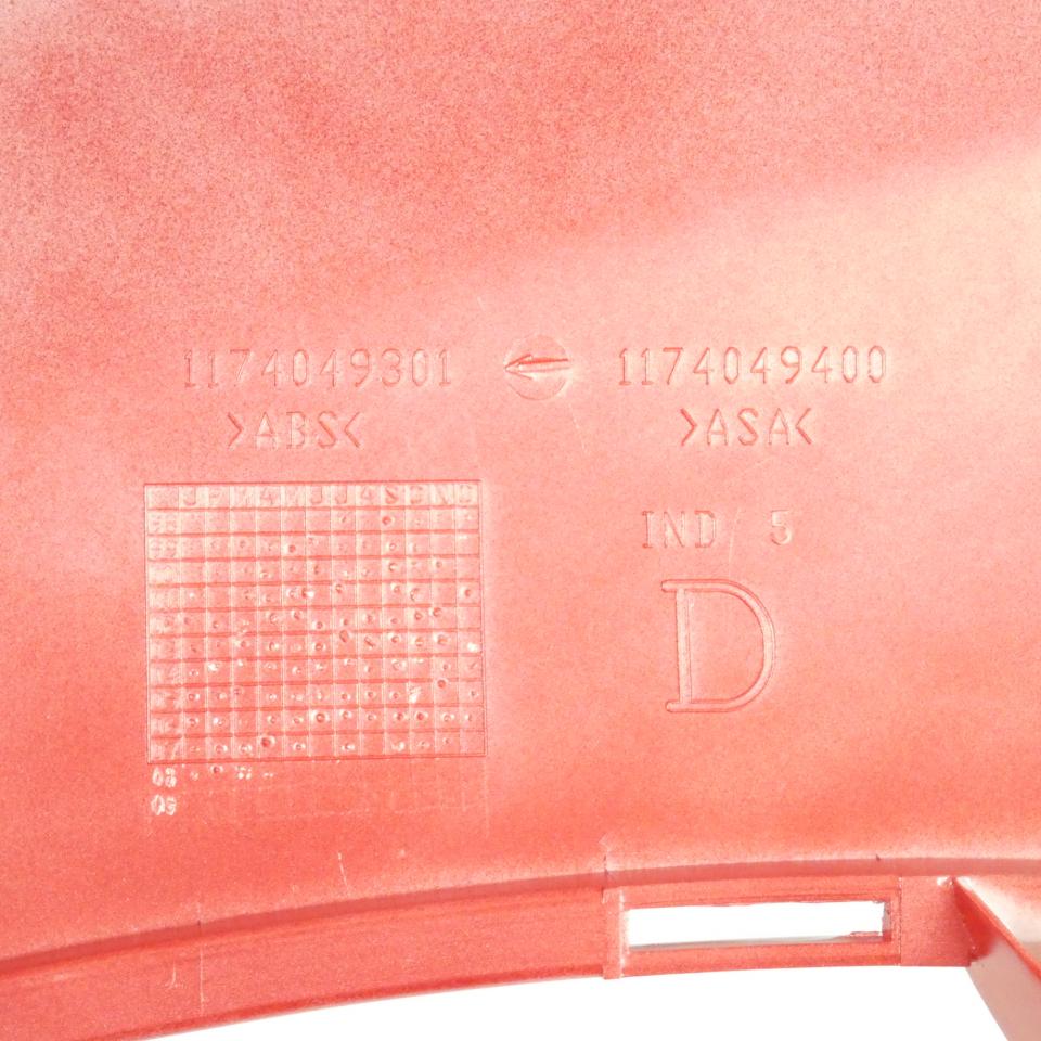 Coque ARD pour scooter Peugeot 50 Vivacity 1174049301 740493SR Rouge Occasion