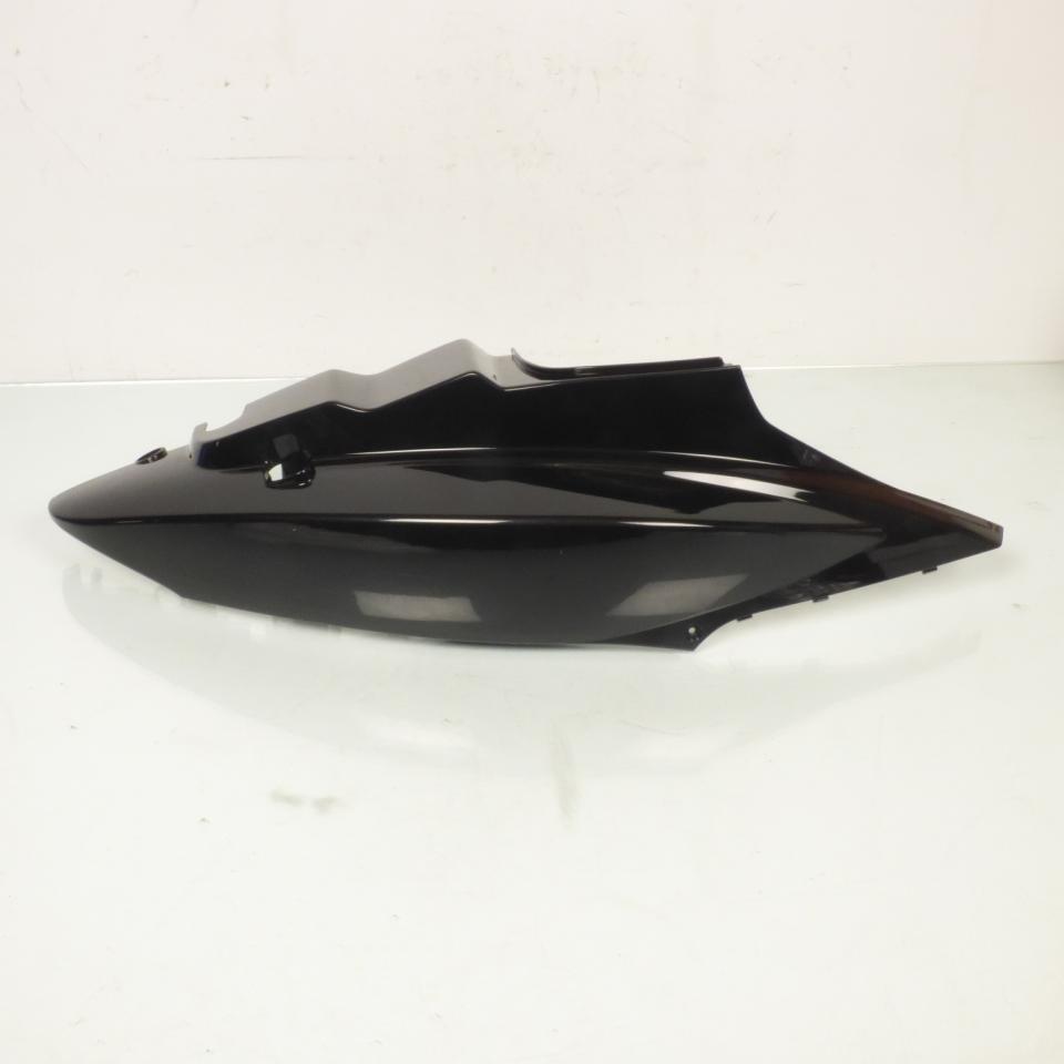 Coque arrière droite pour scooter Kymco 125 Agility 2004 à 2020 noir brillant destockage