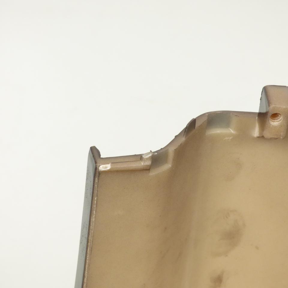Coque arrière droite pour scooter Kymco 125 Agility 2004 à 2020 noir brillant destockage