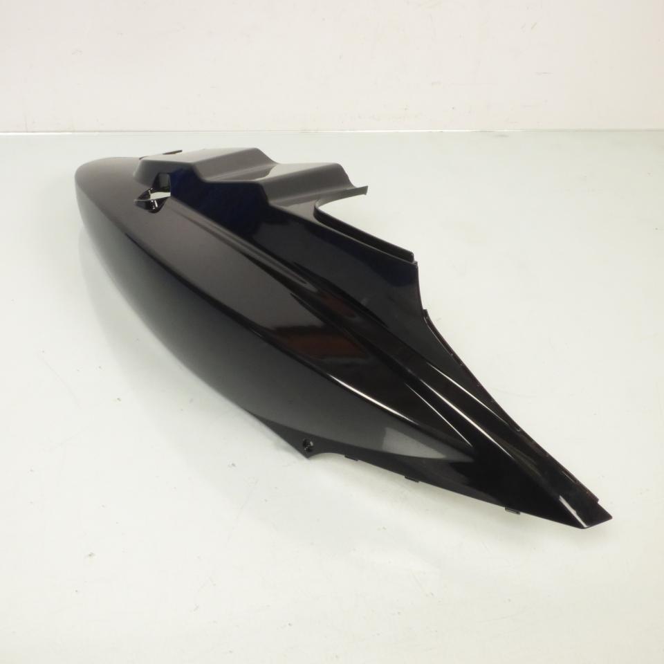 Coque arrière droite pour scooter Kymco 125 Agility 2004 à 2020 noir brillant destockage