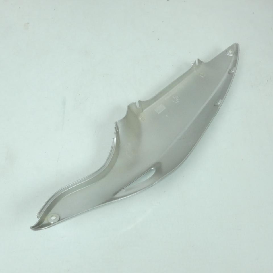 Coque arrière droite pour moto Peugeot 50 XR6 754405AL Gris Aluminium Neuf