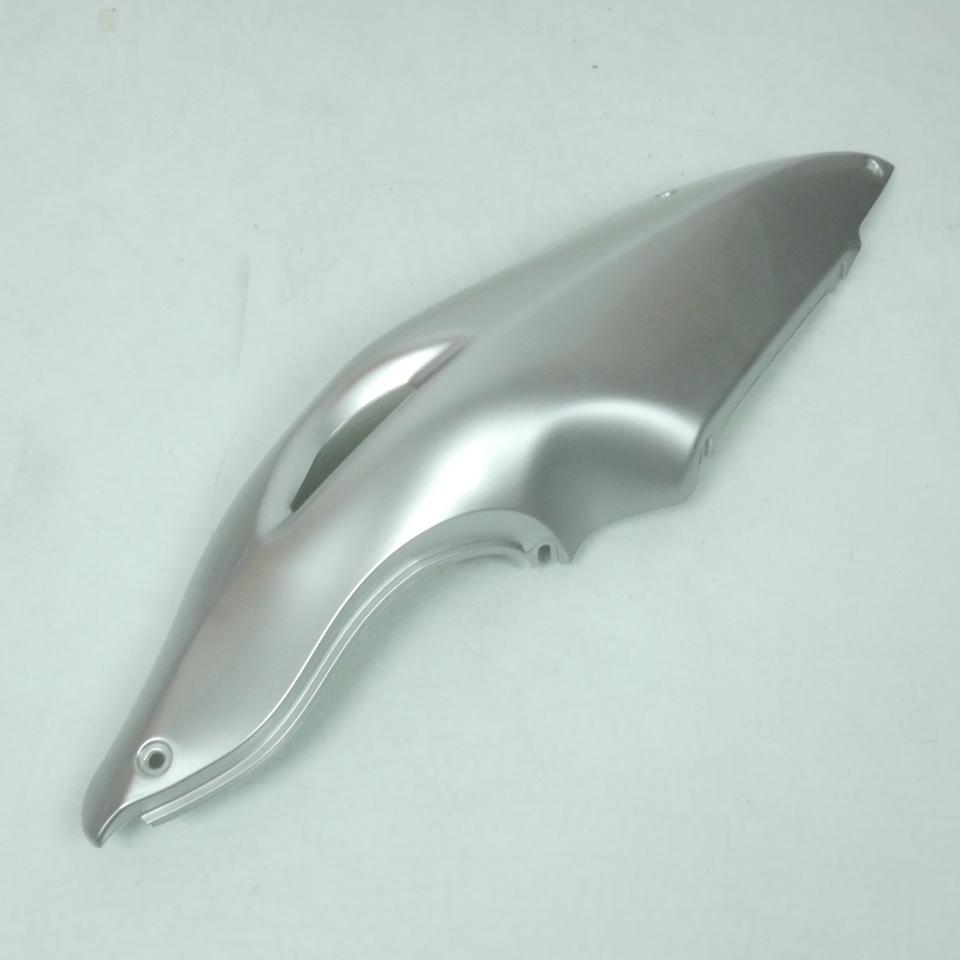 Coque arrière droite pour moto Peugeot 50 XR6 754405AL Gris Aluminium Neuf