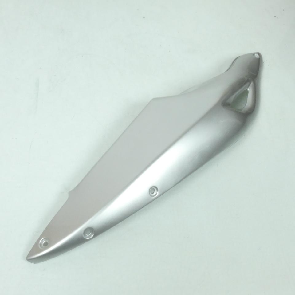 Coque arrière droite pour moto Peugeot 50 XR6 754405AL Gris Aluminium Neuf