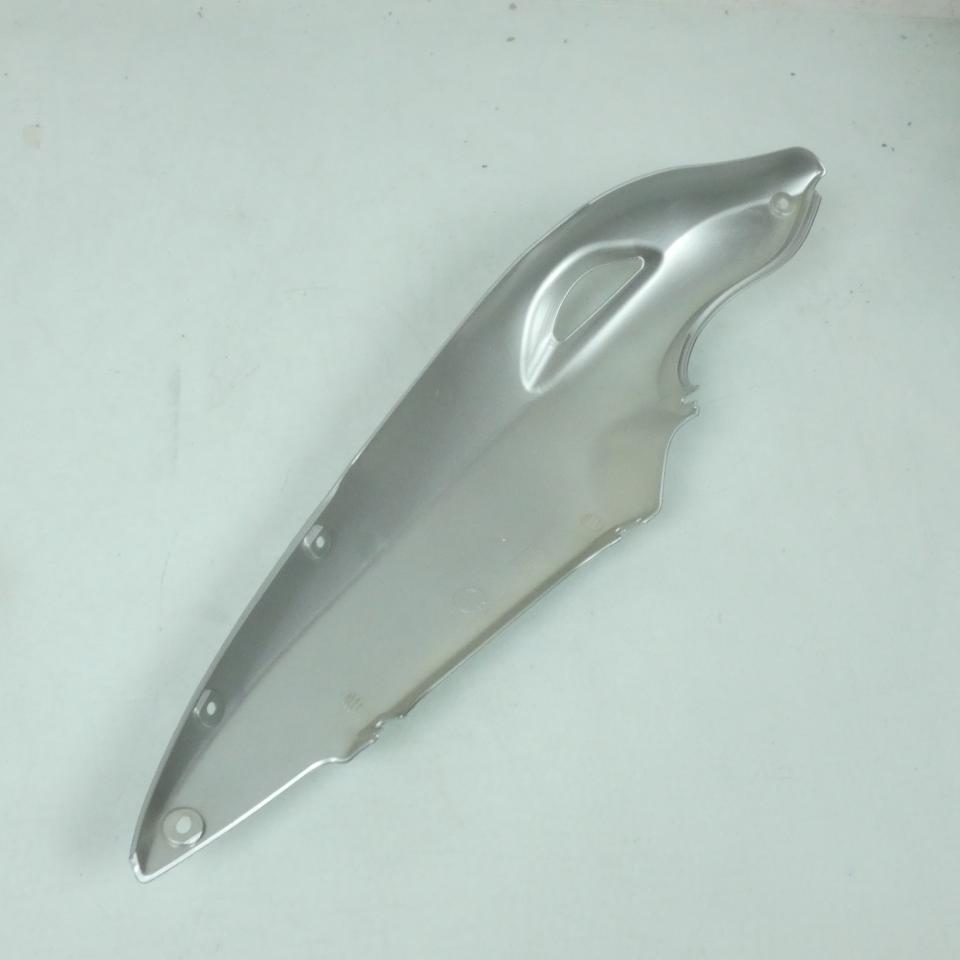 Coque arrière droite pour moto Peugeot 50 XR6 754405AL Gris Aluminium Neuf