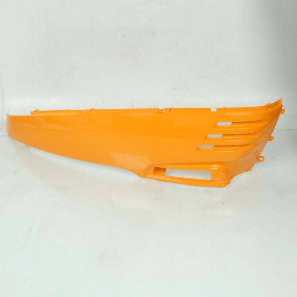 Coque ARD inférieure pour scooter Peugeot 125 Django Evasion 787080P8 Orange