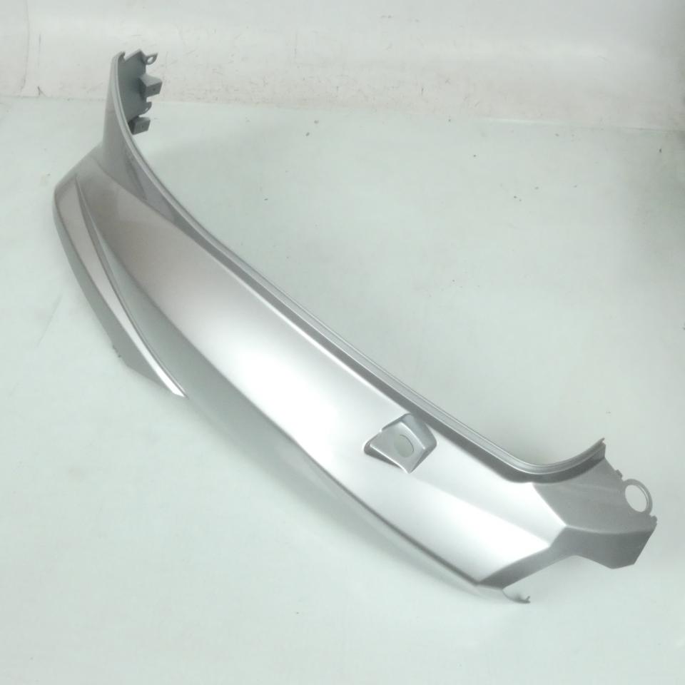 Coque arrière gauche pour scooter Peugeot 50 Tweet 802005M8 83600-Z6A Gris Neuf