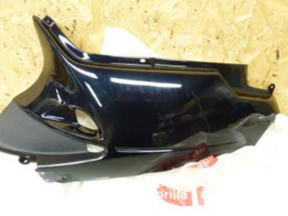 Coque arrière gauche origine pour Scooter Aprilia 50 Amico 1996 à 1998 Neuf