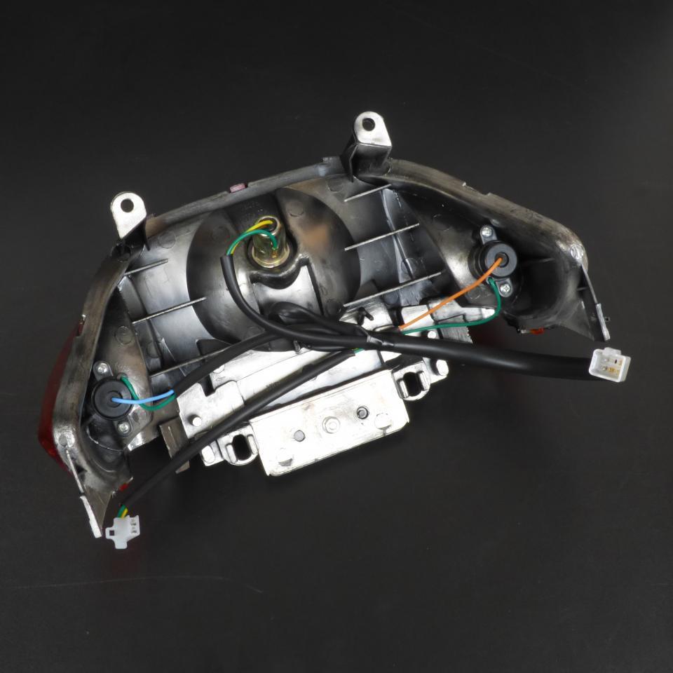 Feu arrière P2R pour Scooter Kinroad 50 XT50QT-2 Neuf