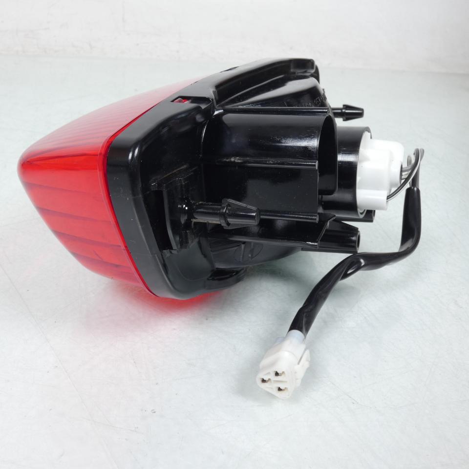 Feu arrière pour quad Suzuki 250 Quadsport 2004 à 2010 35710-03G30-000 Rouge