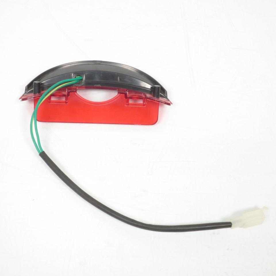 Feu arrière origine pour scooter Roadsign 50 Wallaby TB00-120600000 Neuf