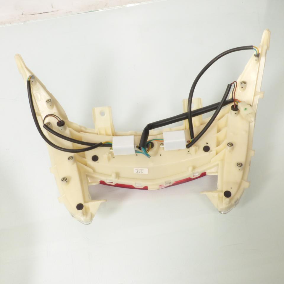 Feu arrière origine pour scooter Peugeot 200 Citystar 2012 à 2015 789034 Neuf