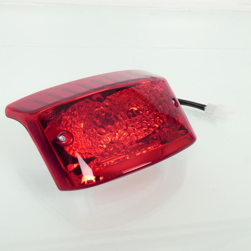 Feu arrière P2R pour Scooter MBK 50 Booster 2004 Neuf