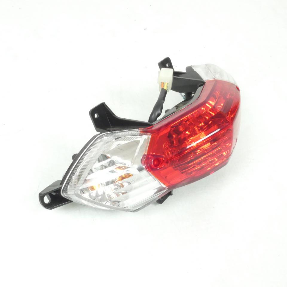 Feu arrière pour scooter Peugeot 50 Kisbee 2T 2013 à 2020 778462 Neuf