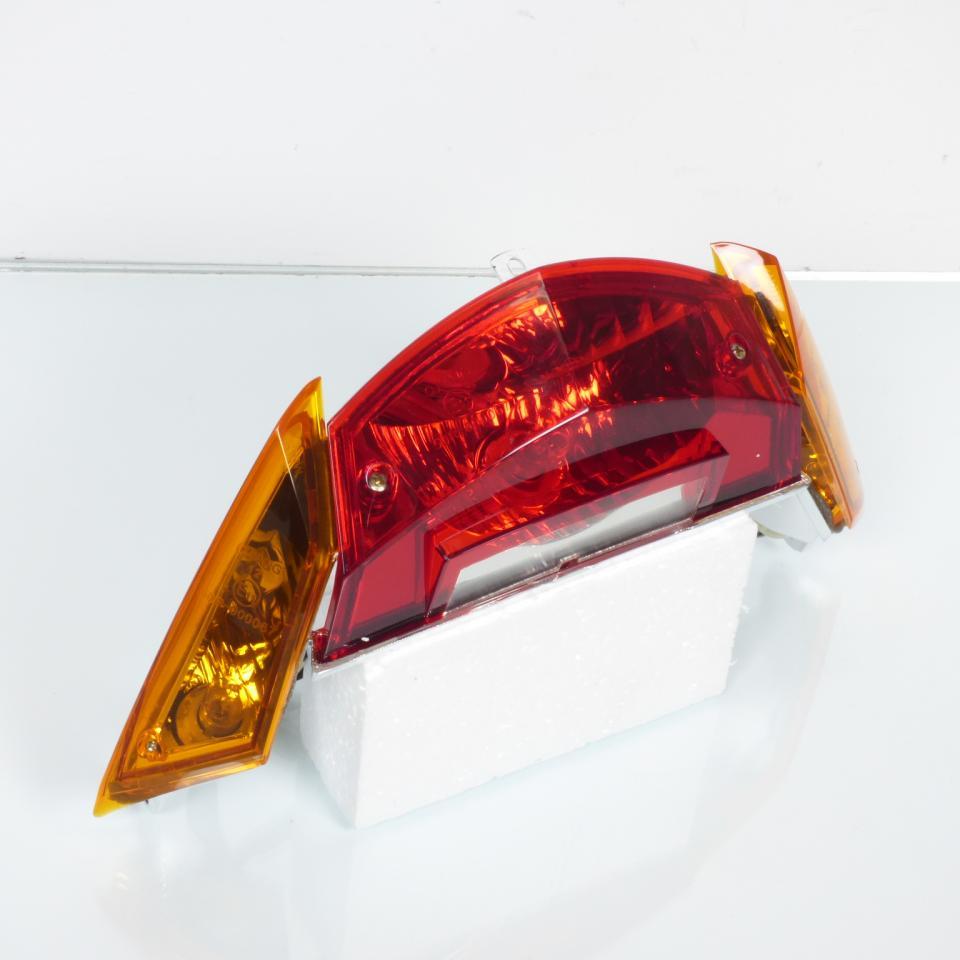 Feu arrière origine pour Scooter Keeway 50 Matrix 82000BMMT000 Neuf