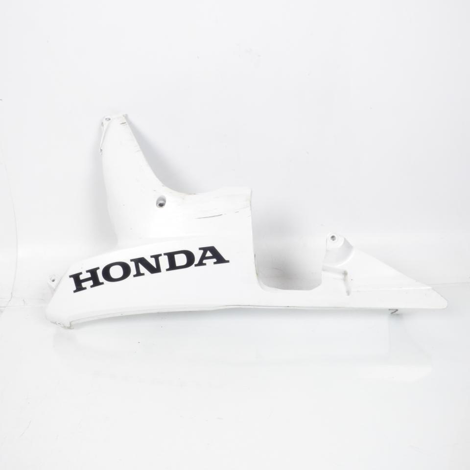 photo piece : Sabot bas de caisse gauche->Honda Cbr Rr