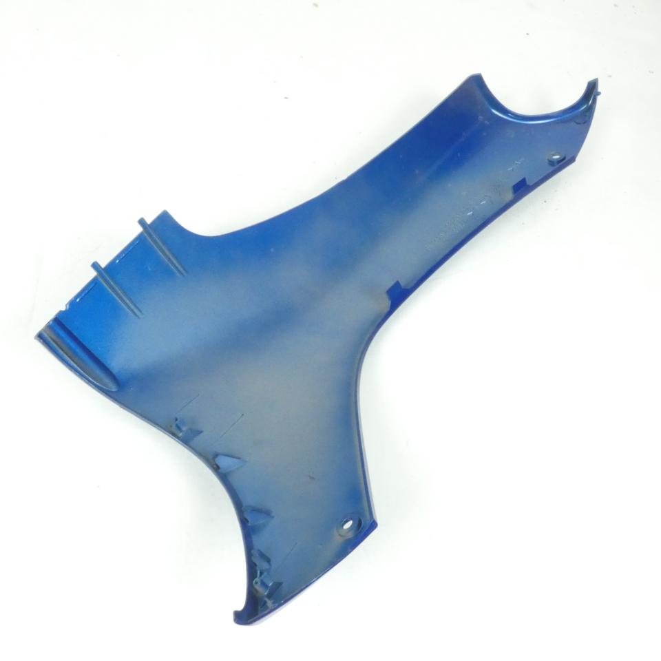 Sabot bas de caisse G pour scooter Peugeot 50 Buxy 1172933400 729212MB Bleu Neuf