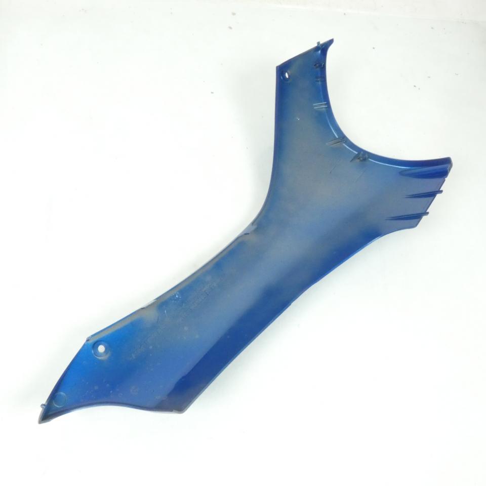 Sabot bas de caisse G pour scooter Peugeot 50 Buxy 1172933400 729212MB Bleu Neuf