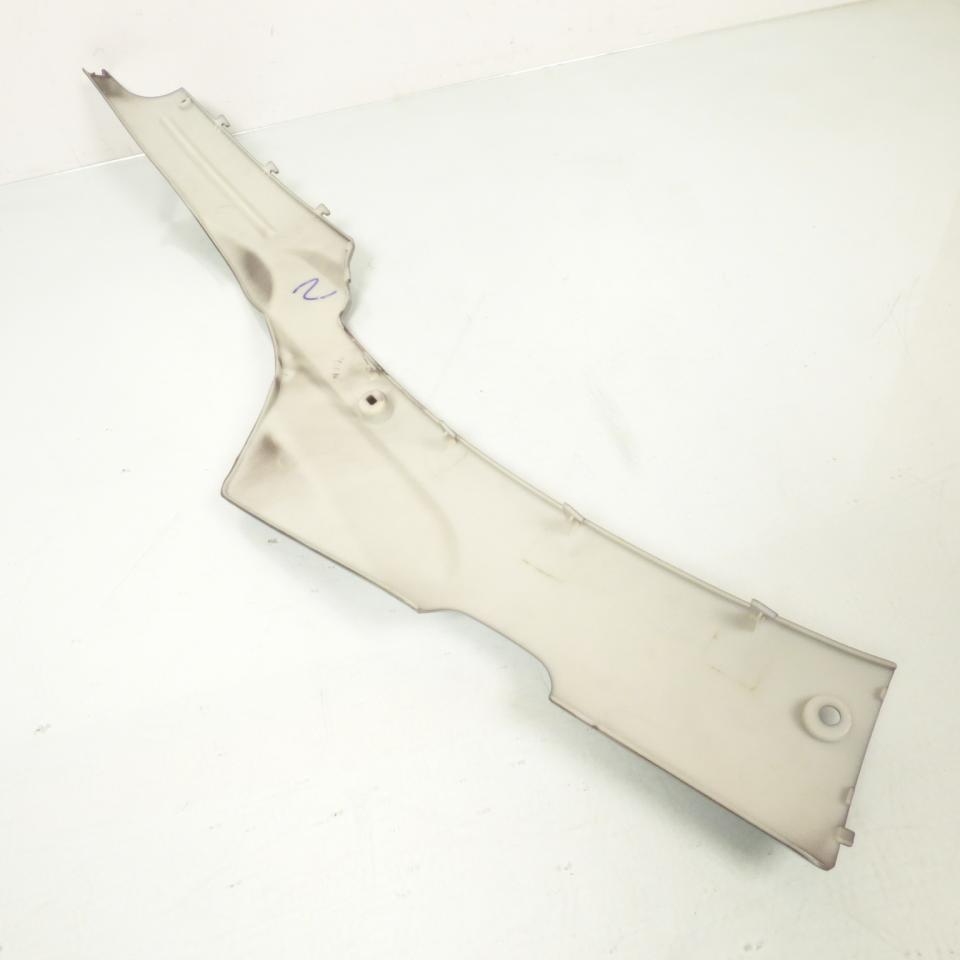 Sabot bas de caisse gauche origine pour Scooter Yiying 50 YY50QT TB00-070301004 gris BZ-GY50-17 Neuf