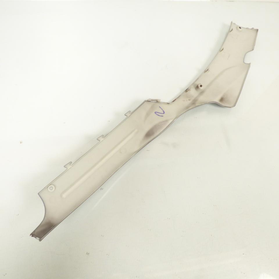 Sabot bas de caisse gauche origine pour Scooter Yiying 50 YY50QT TB00-070301004 gris BZ-GY50-17 Neuf