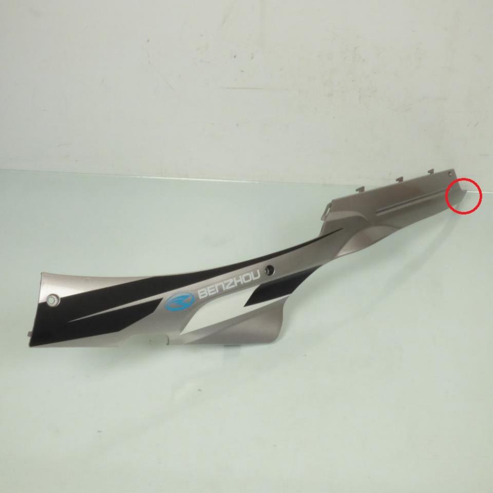 Sabot bas caisse gauche origine pour scooter Chinois 50 QT gris BZ-GY50-17 Occas