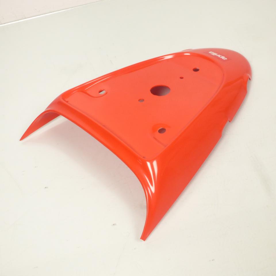 Capot de selle origine pour Scooter Aprilia 50 SR 1997 à 2000 AP8239411 / DIS.101354 / rouge Occasion