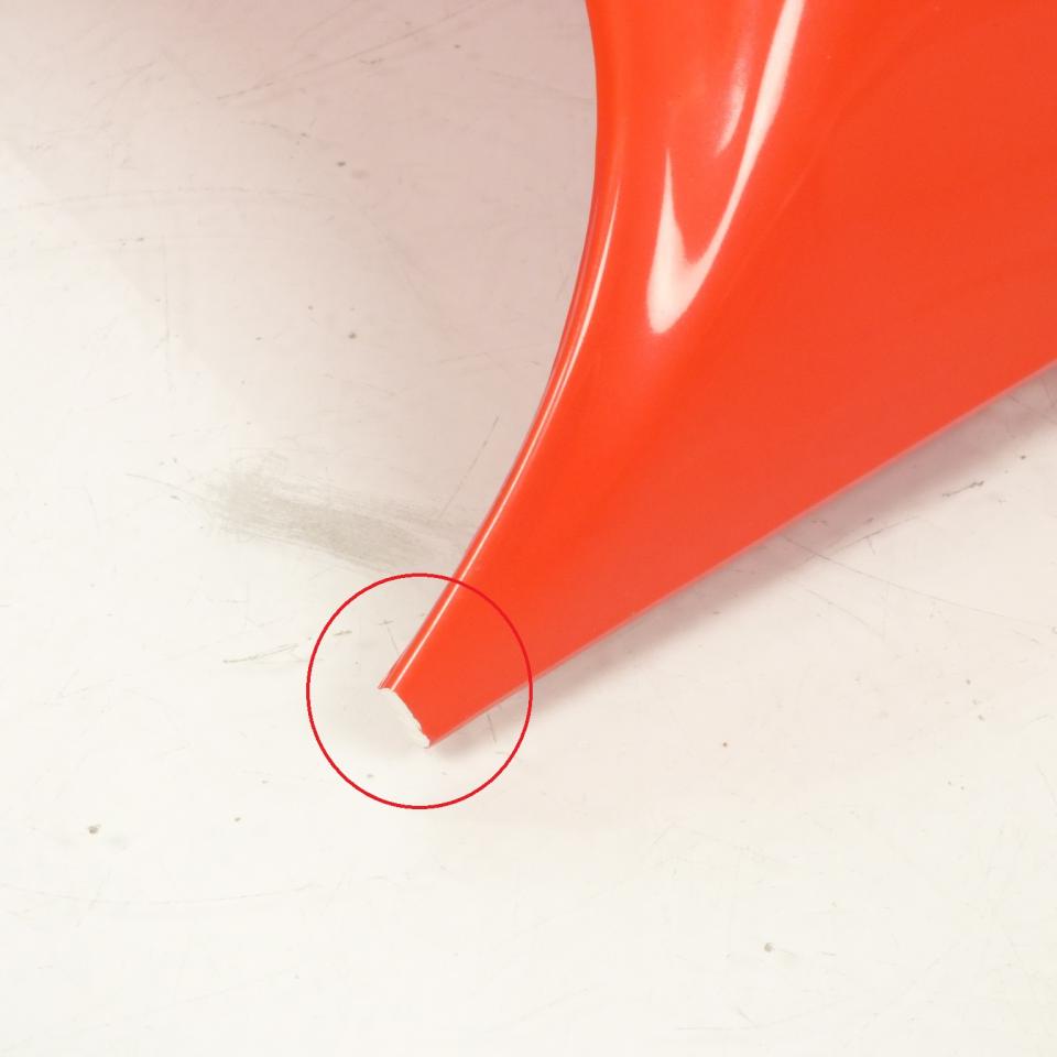 Capot de selle origine pour Scooter Aprilia 50 SR 1997 à 2000 AP8239411 / DIS.101354 / rouge Occasion