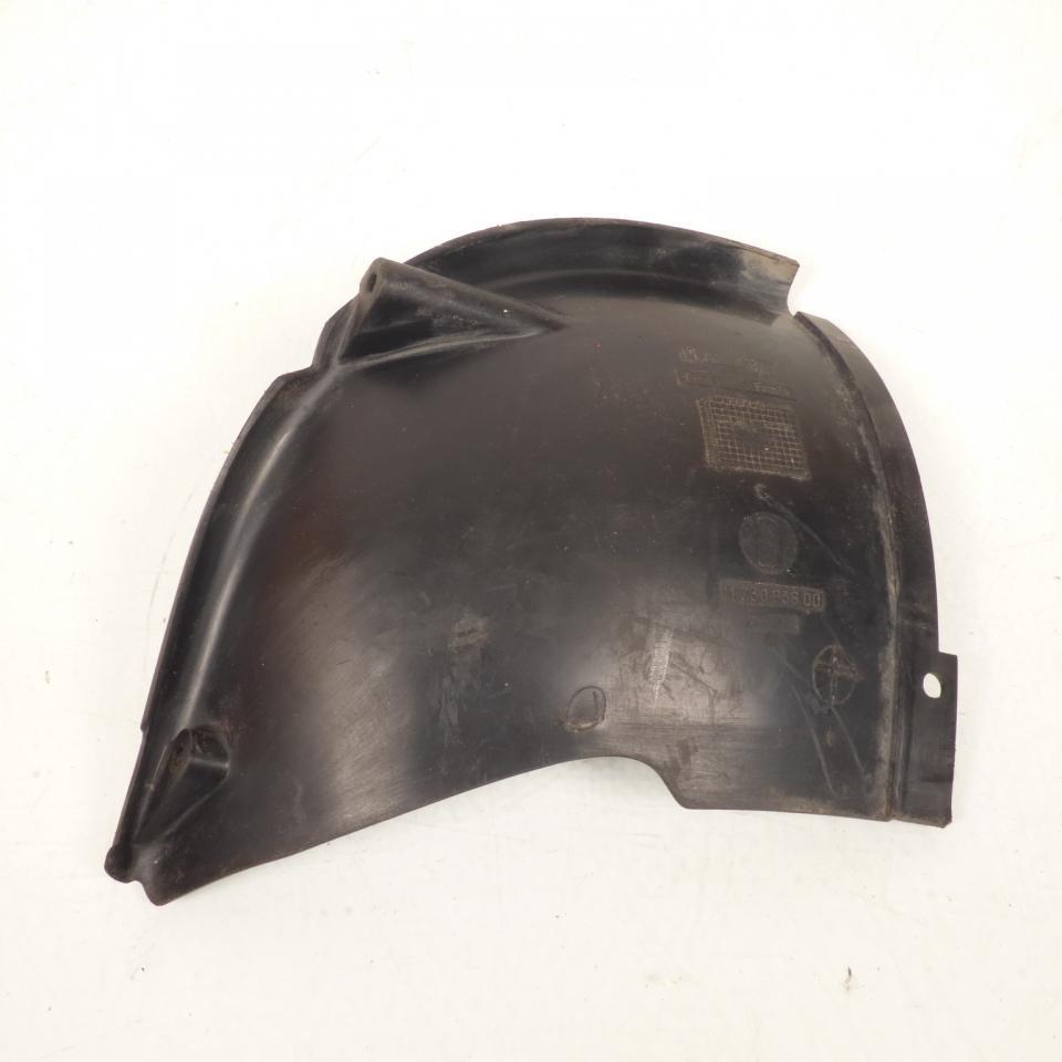 Sabot bas de caisse droit origine pour Scooter Peugeot 50 Buxy 1994 à 1997 1173063600 Occasion