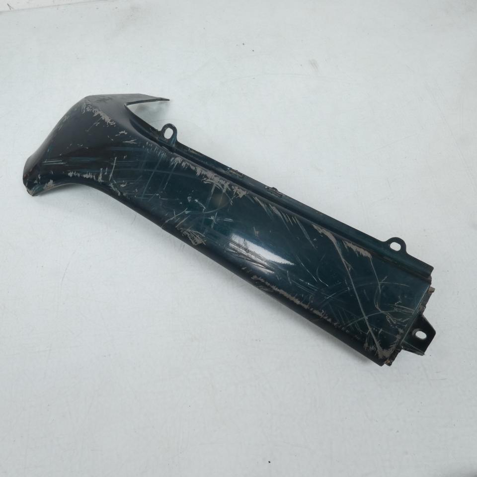 Sabot bas de caisse droit pour scooter Peugeot SV 125 1991 à 1995 11721 794 vert