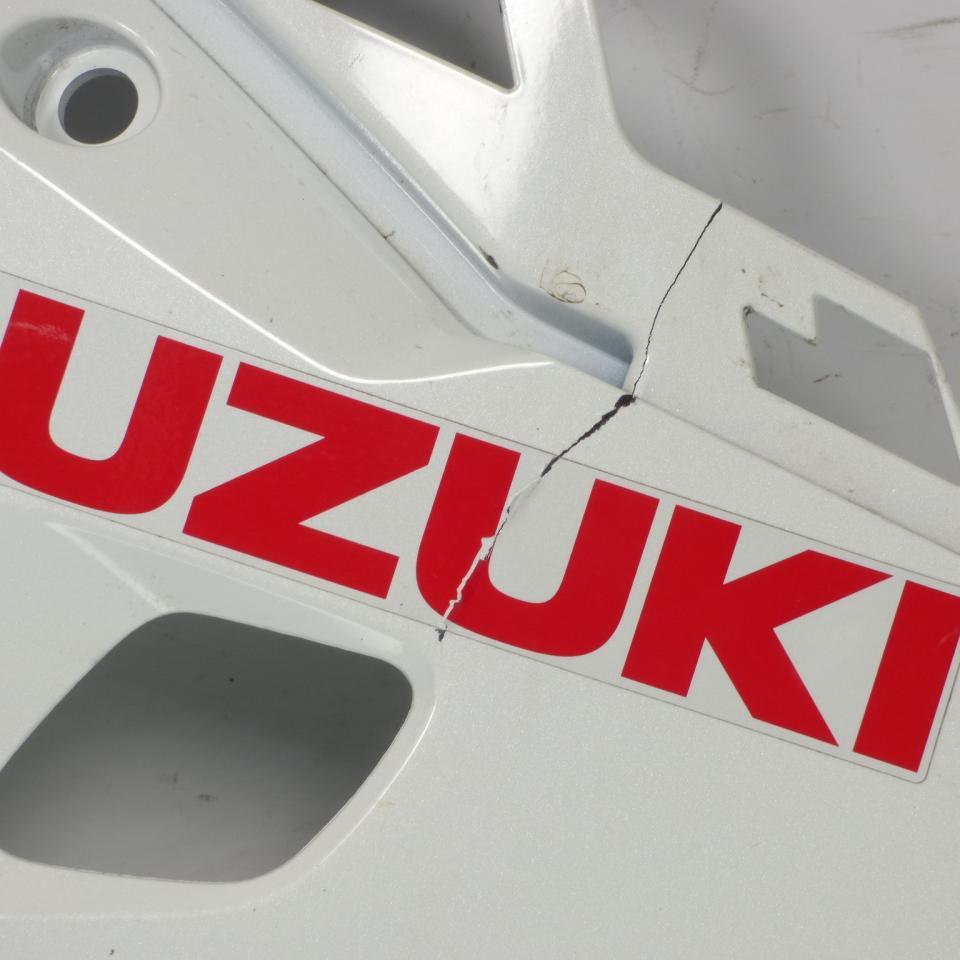 Sabot bas de caisse droit origine pour moto Suzuki 125 Gsx-R 2018-21 94433-23K0