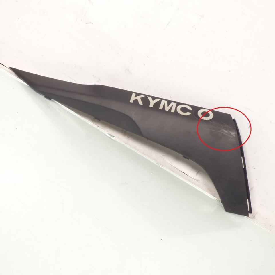 Sabot bas de caisse droit origine pour scooter Kymco 125 X-TOWN CT 64307-AGE7