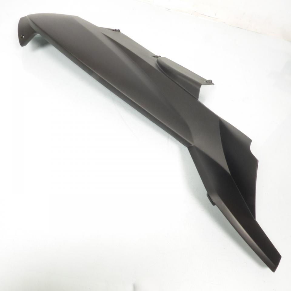 Sabot bas de caisse droit origine pour scooter Peugeot 125 Satelis 766982NK Neuf