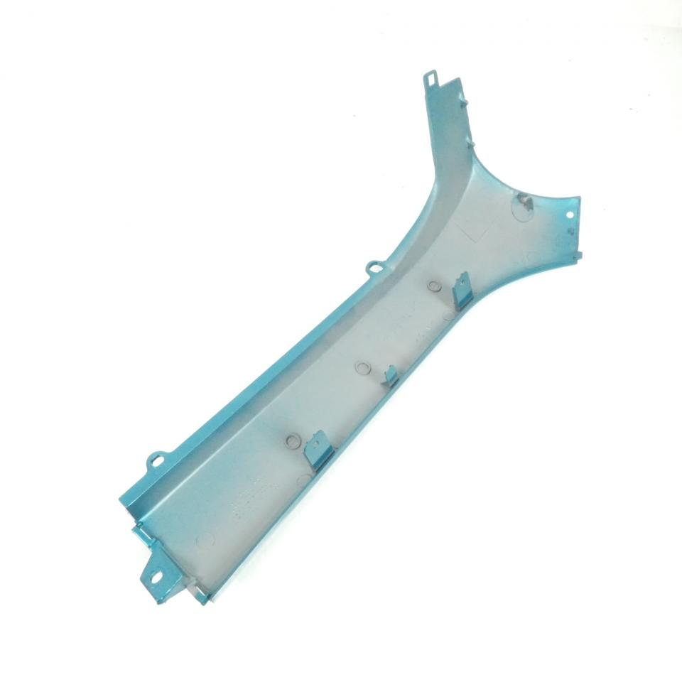 Sabot bas caisse droit pour scooter Peugeot 125 SV Geo 729301BE bleu Turquoise