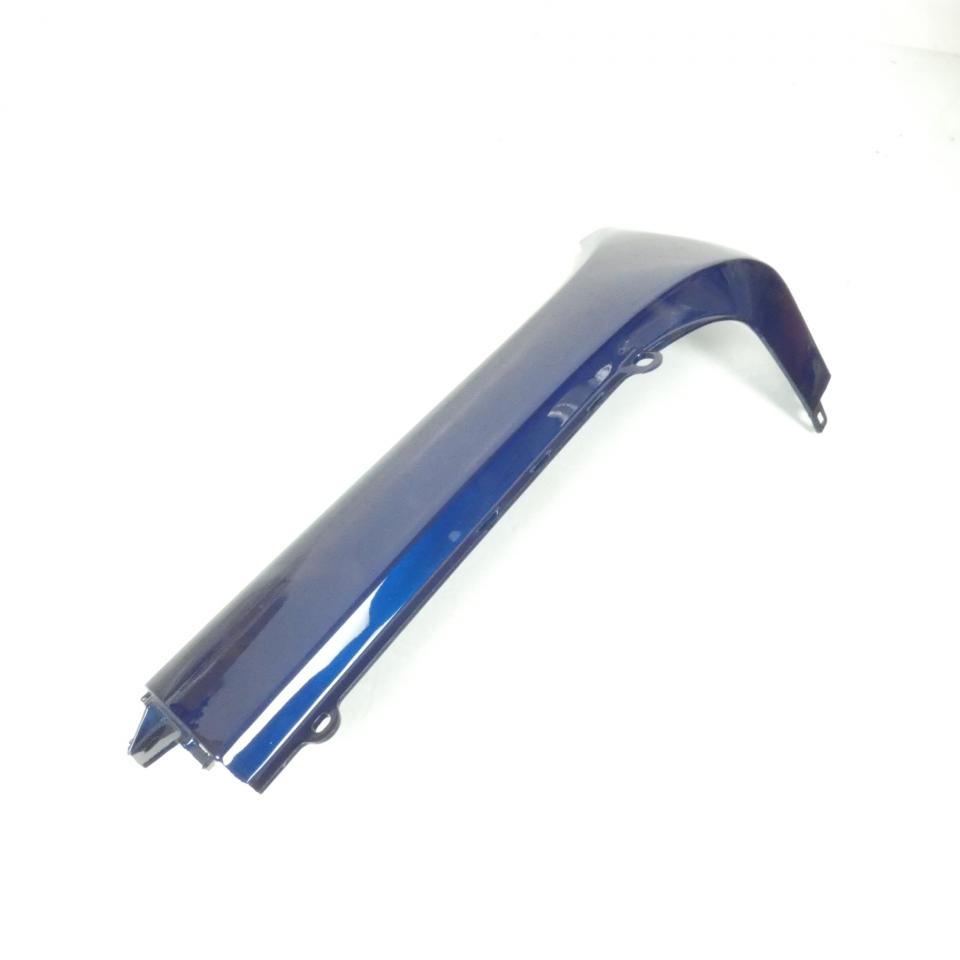 Sabot bas caisse droit pour scooter Peugeot 125 SV Geo 729301NB bleu Foncé